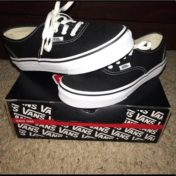 35$ - Picture 2 of 4